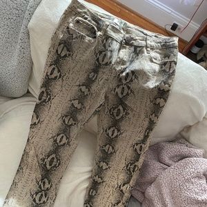 Yuka Size 30 Snake Skin Print Tan Jeans